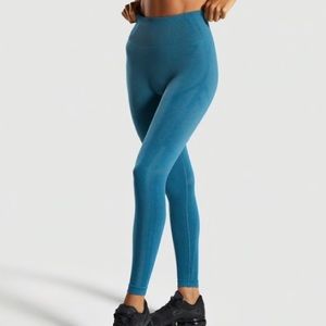 GEO SEAMLESS LEGGINGS